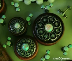 Plug drewniany siodłowy z kwiatem - ORGANIC - PT-046