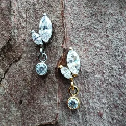 Tytanowa nakrętka z białymi cyrkoniami - srebrna - TNA-028