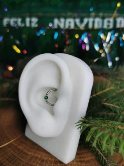 Tytanowy kolczyk kółko BCR clicker z zieloną cyrkonią - srebrny - TK-080