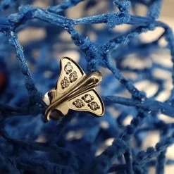 Tytanowy kolczyk labret płaszczka - srebrny - TGW-164