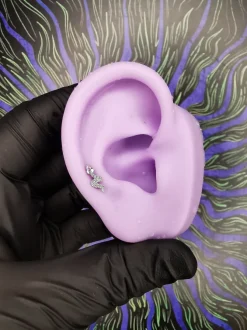 Tytanowy kolczyk labret srebrny wąż z białymi cyrkoniami - TGW-113